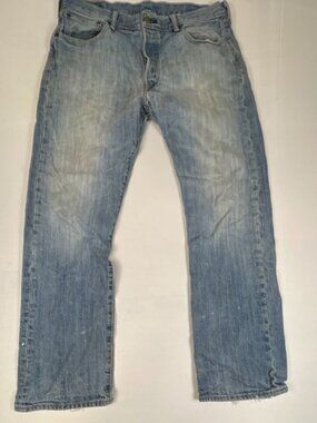 Levi's 501 Men's 34x30 Light Wash Button Fly Straight Leg Blue Jeans